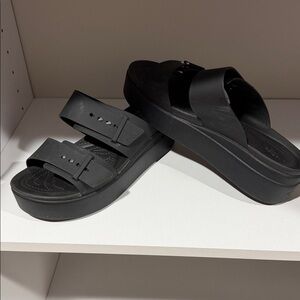 CROCS Black Platform Slide Sandals
